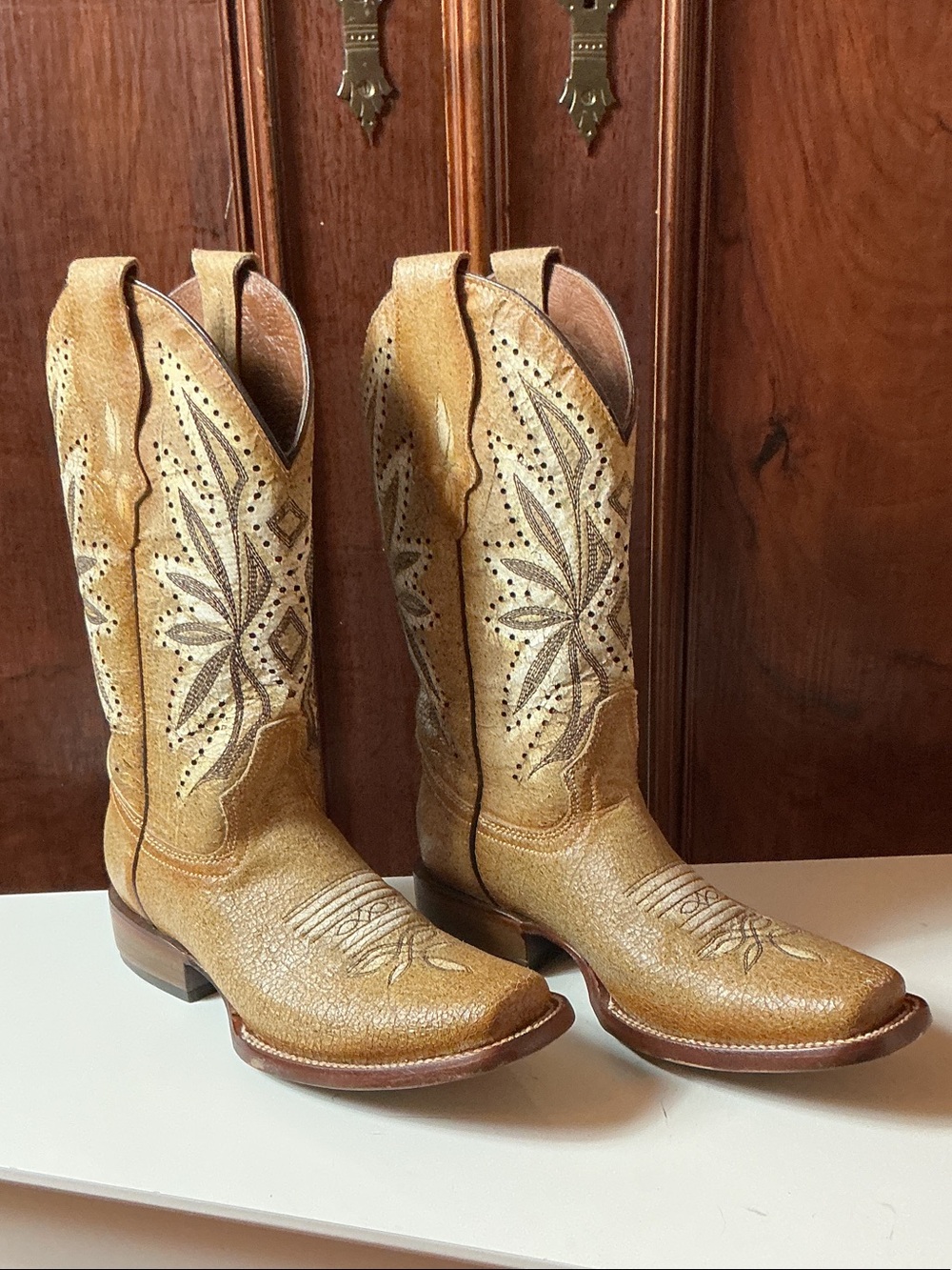 Circle G Tan Embroidered Women's Western Boots